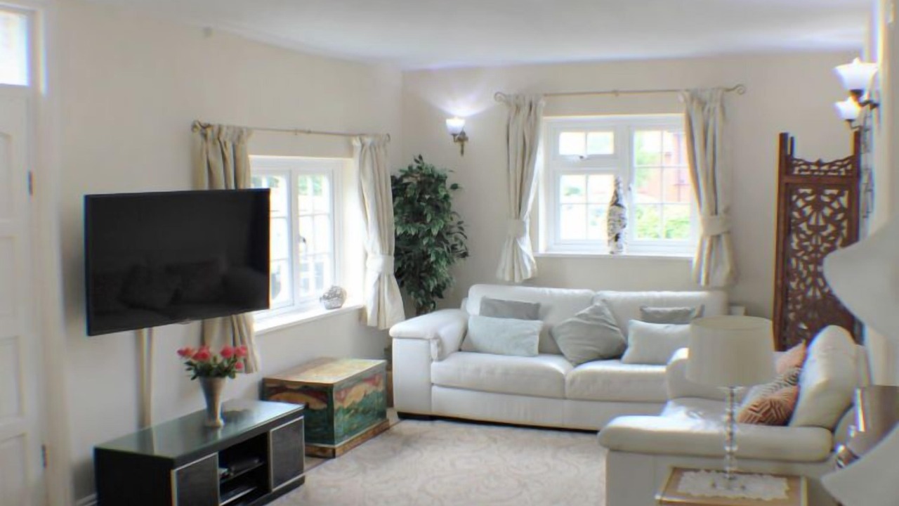 Photo of Livingroom in Tonbridge