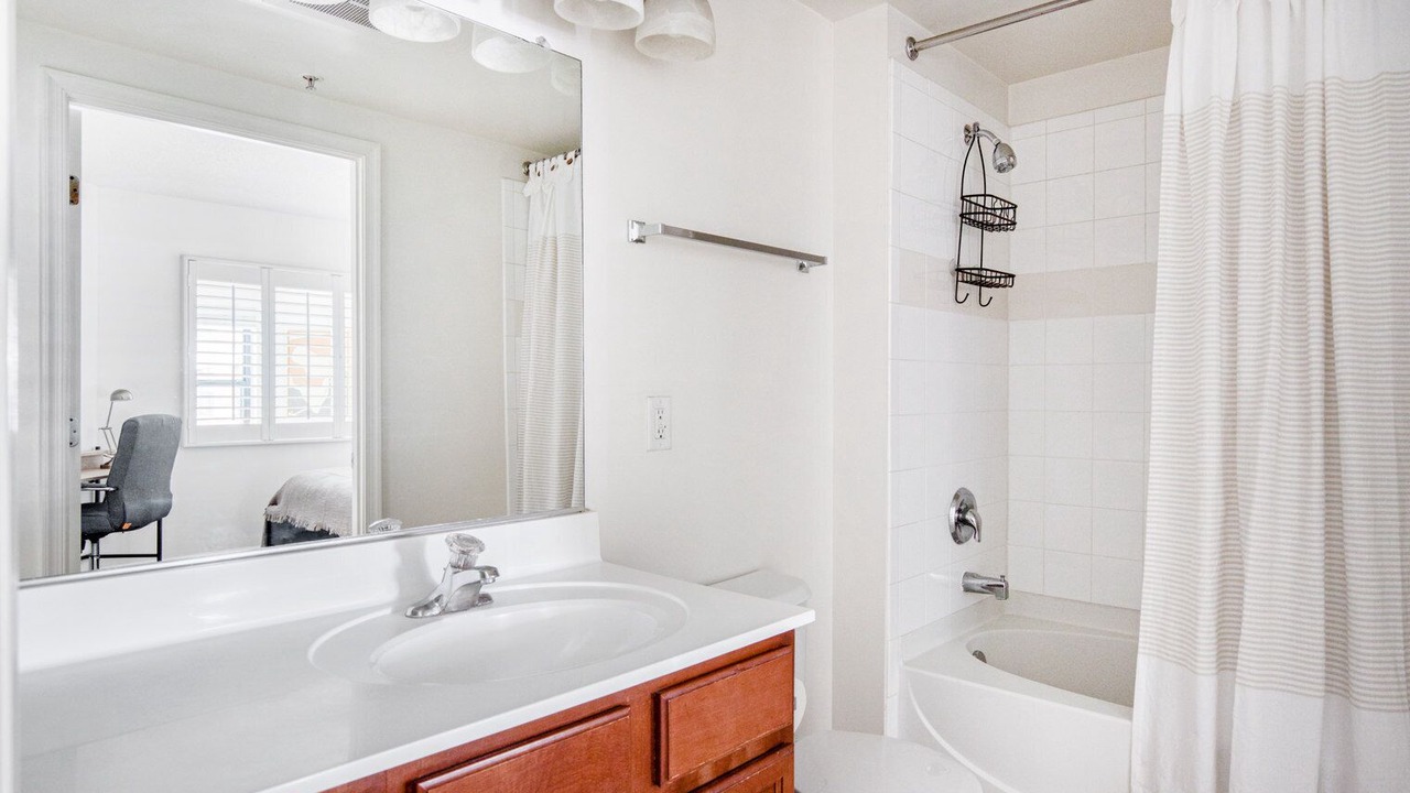 Photo of Bathroom in Logan Circle