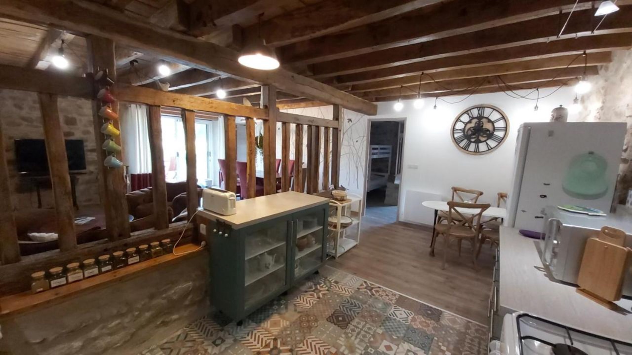 Photo of Livingroom in Saint-Yrieix-la-Perche