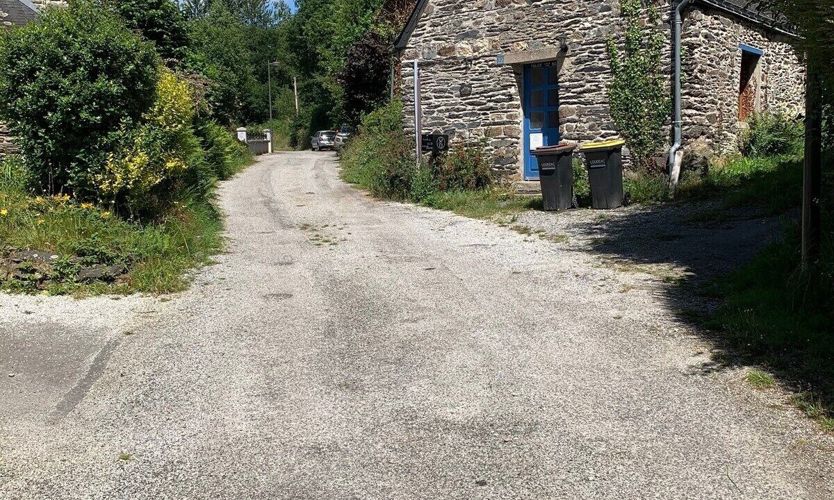 Photo of Others in Caurel