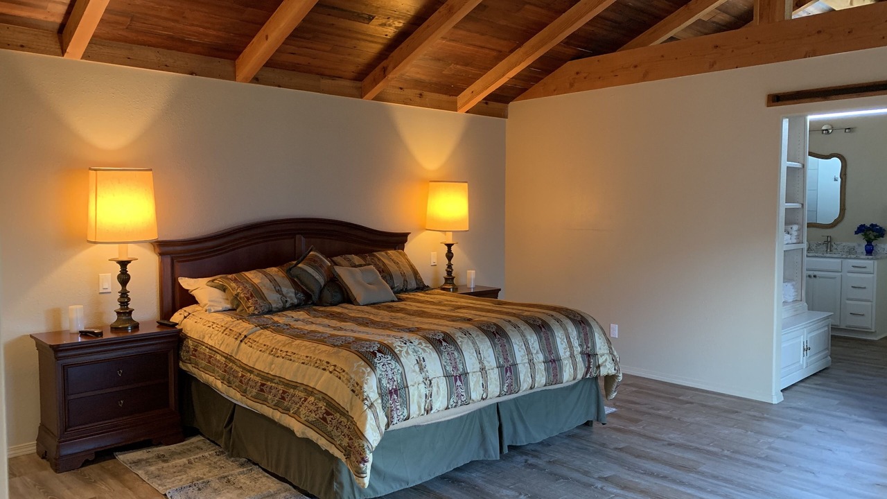 Photo of Bedroom in Crescent City