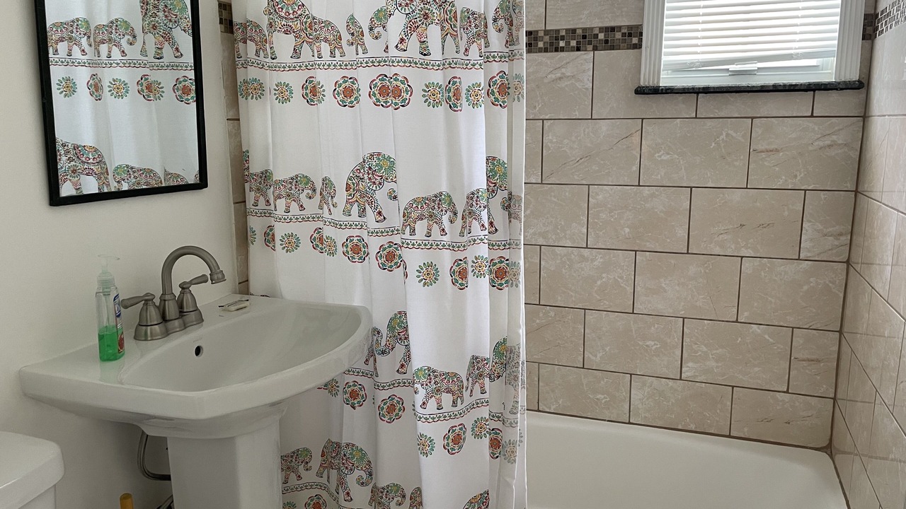 Photo of Bathroom in Cudjoe Key