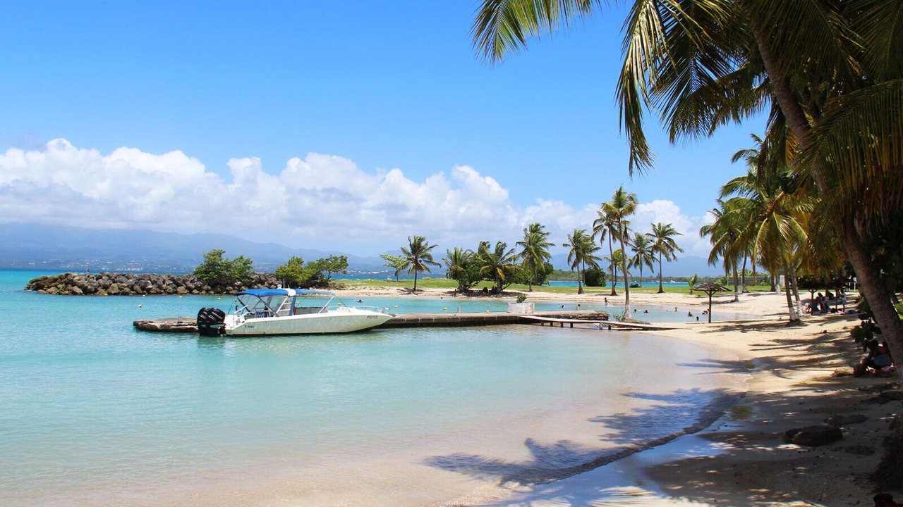 Photo of Others in Pointe-a-Pitre