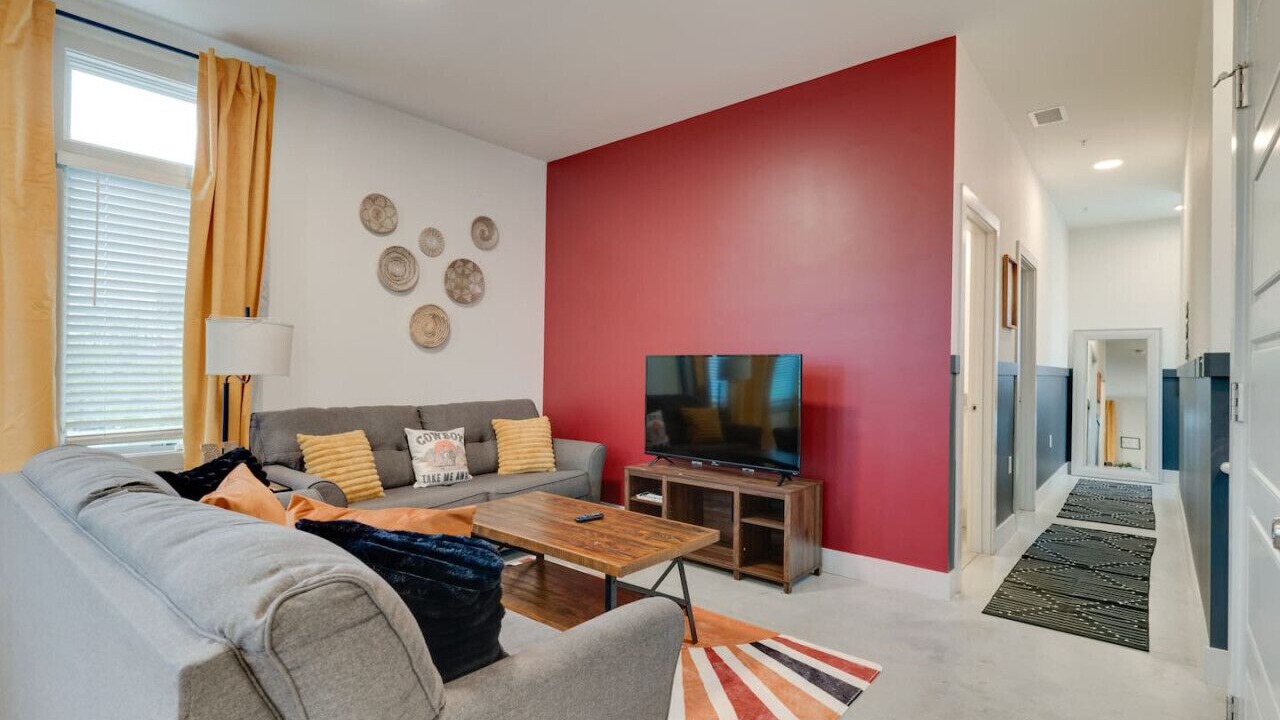 Photo of Livingroom in South Nashville