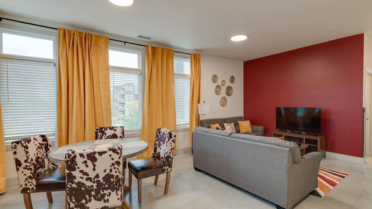 Photo of Livingroom in South Nashville
