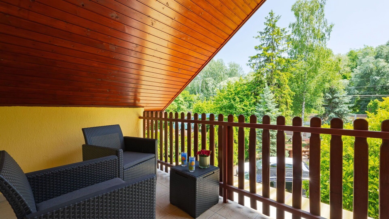 Photo of Patio Balcony in Balatonszarszo