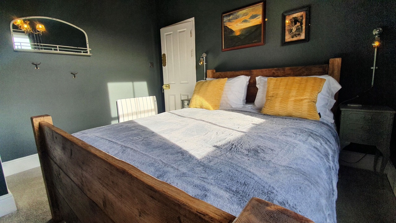 Photo of Bedroom in Southampton City Centre