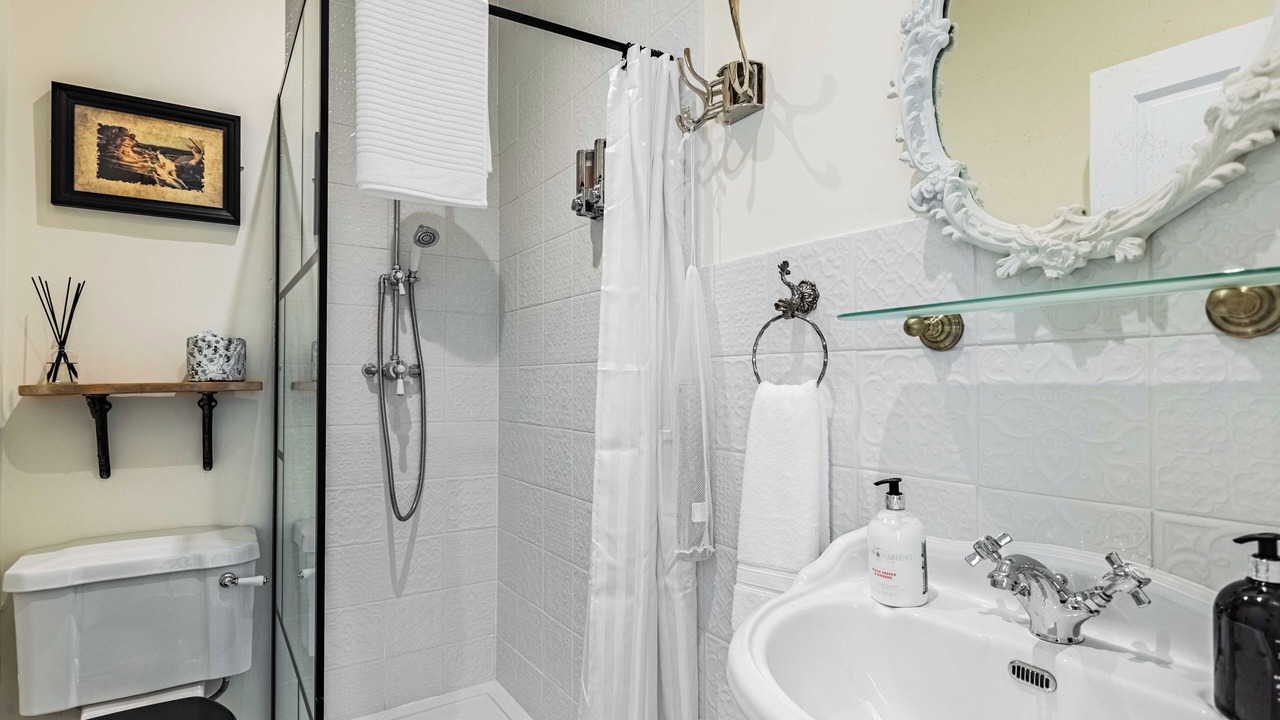 Photo of Bathroom in Southampton City Centre