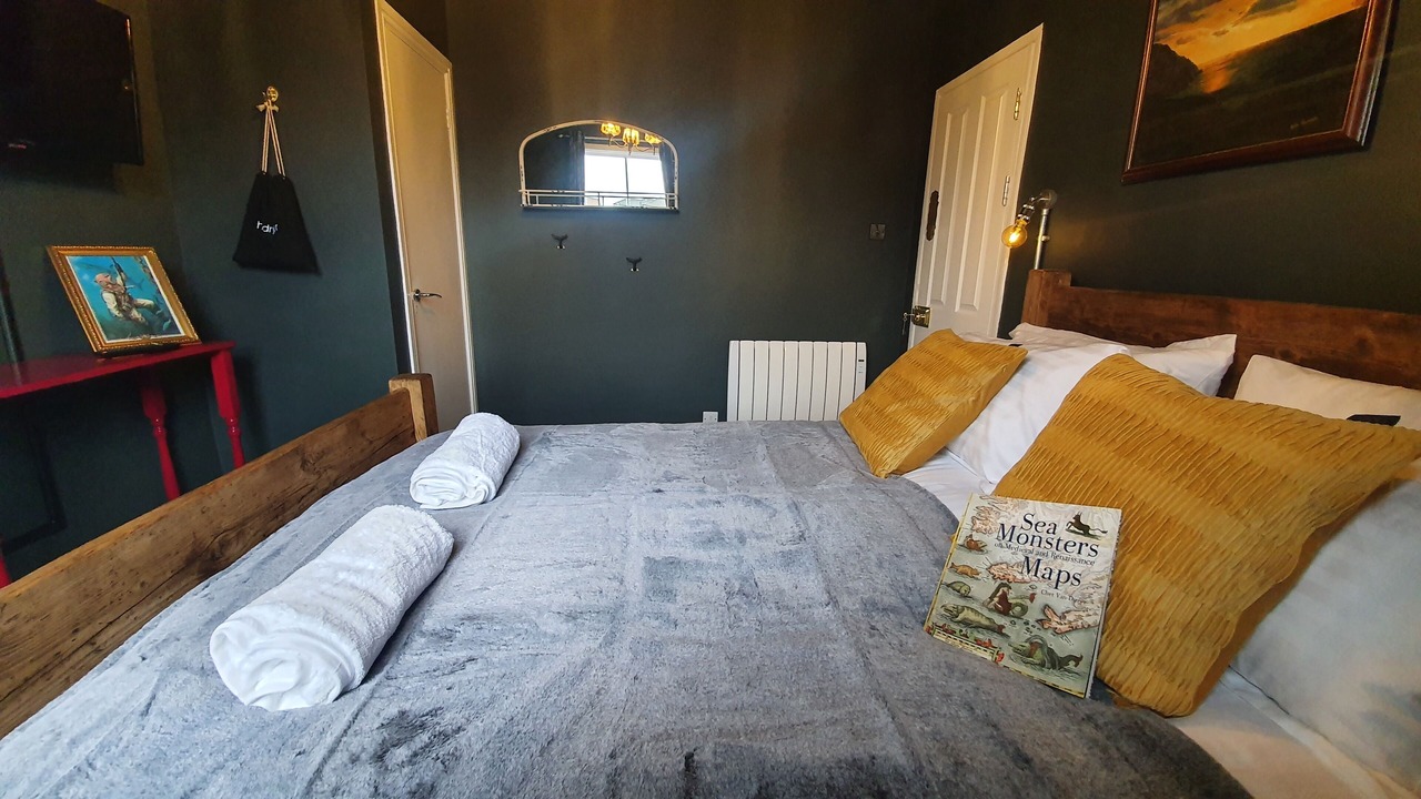 Photo of Bedroom in Southampton City Centre