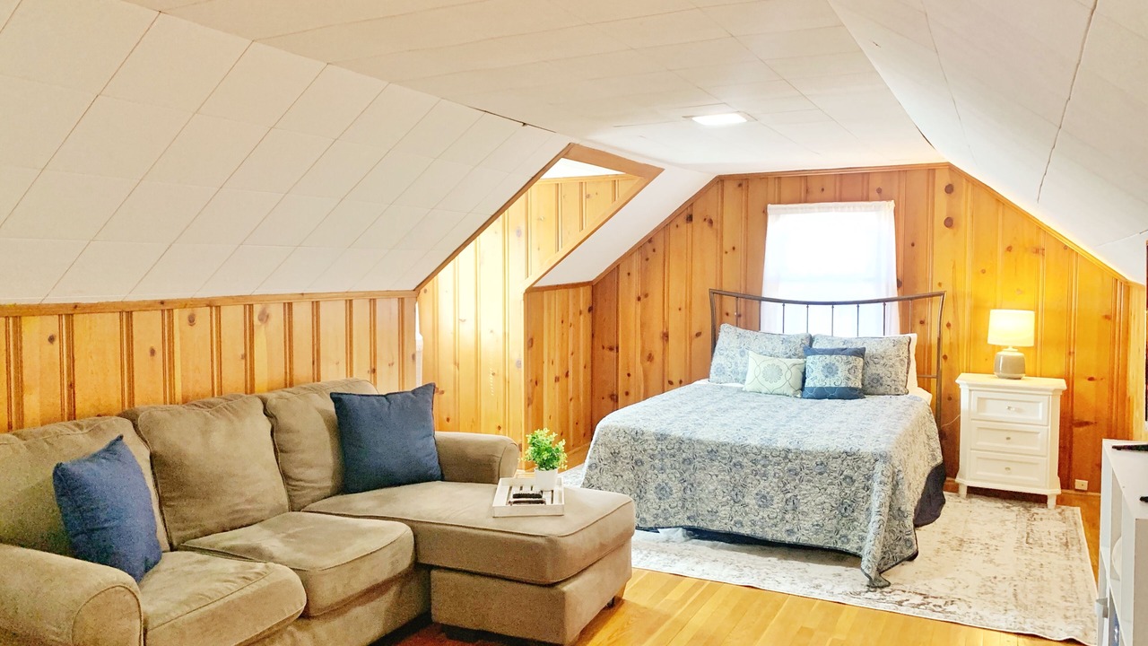 Photo of Bedroom in Roanoke