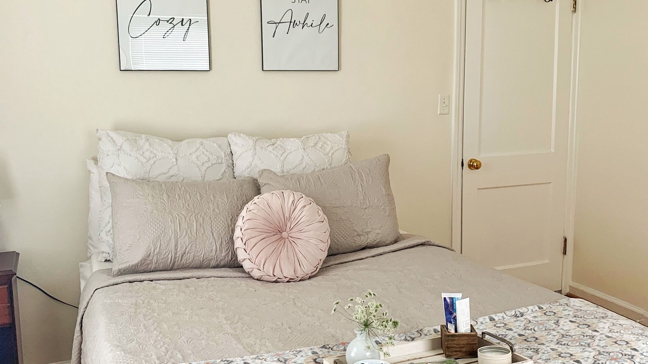 Photo of Bedroom in Roanoke
