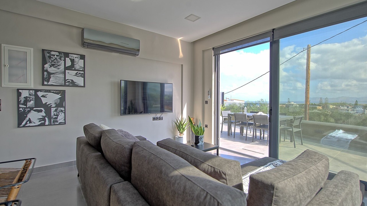 Photo of Livingroom in Kato Galatas