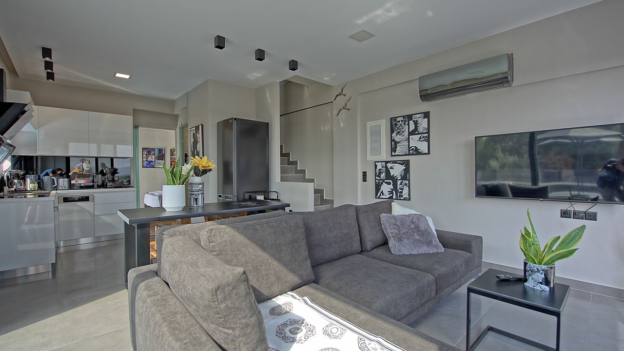 Photo of Livingroom in Kato Galatas