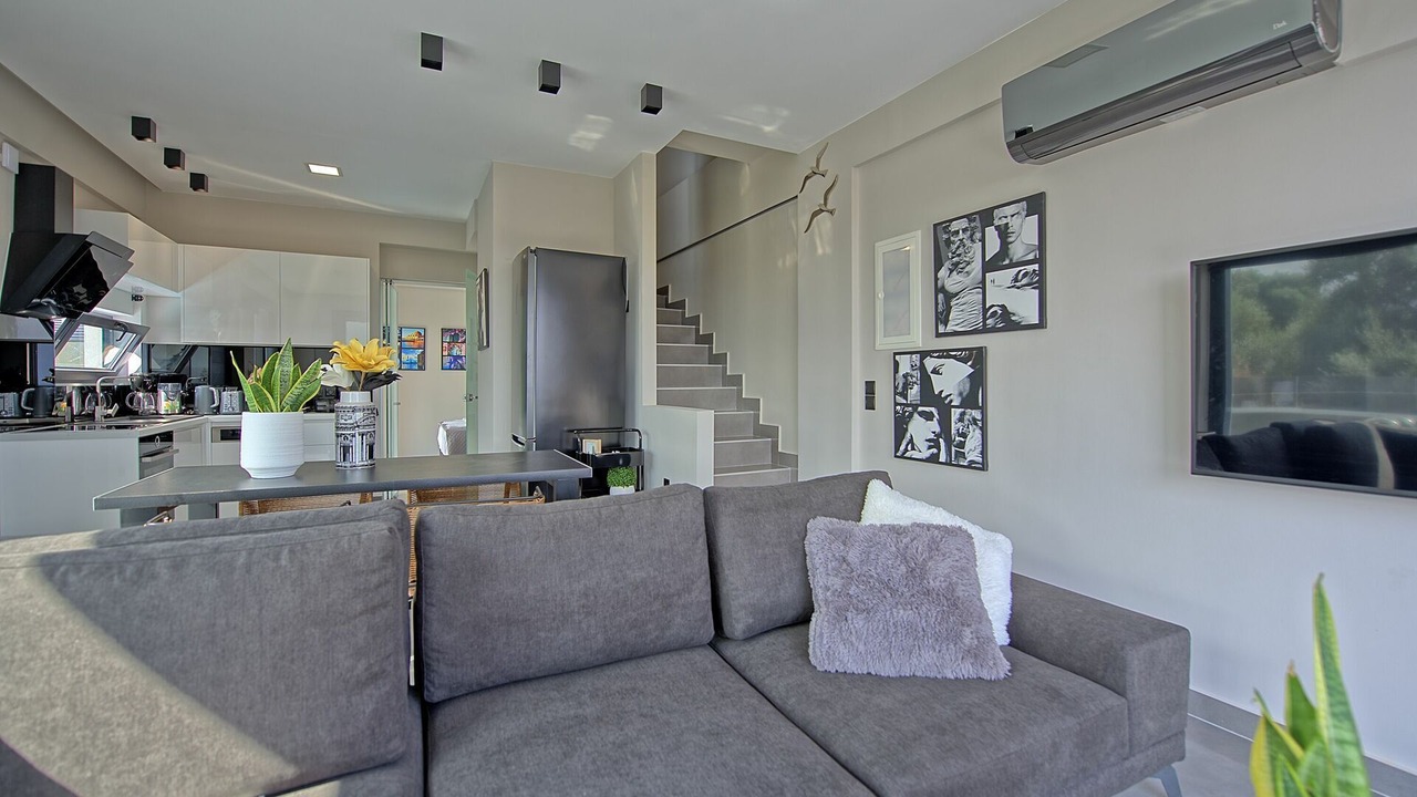 Photo of Livingroom in Kato Galatas