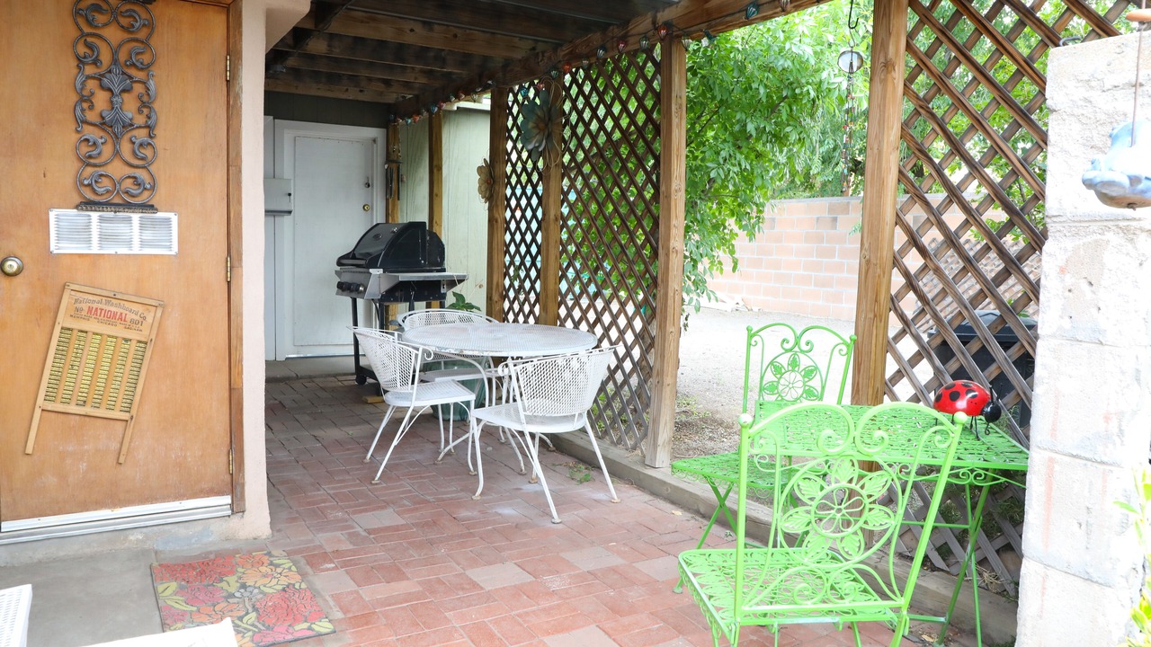 Photo of Outdoor in Raynolds Addition