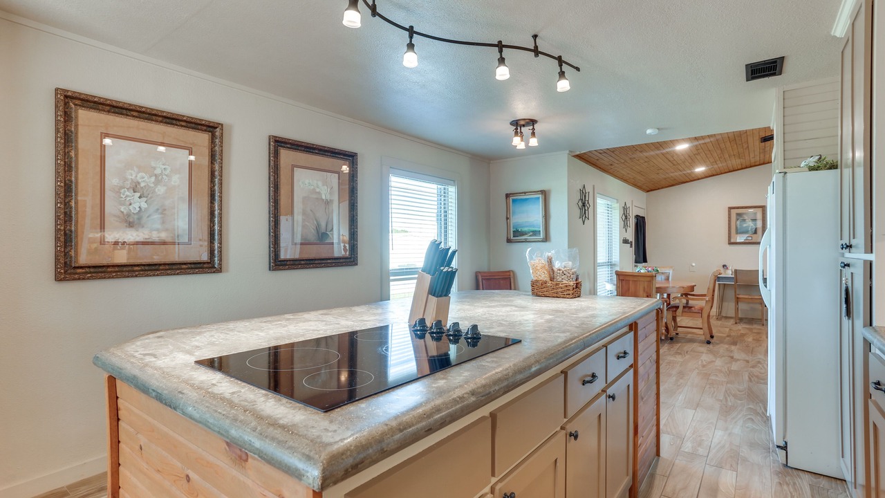 Photo of Kitchen in Calera
