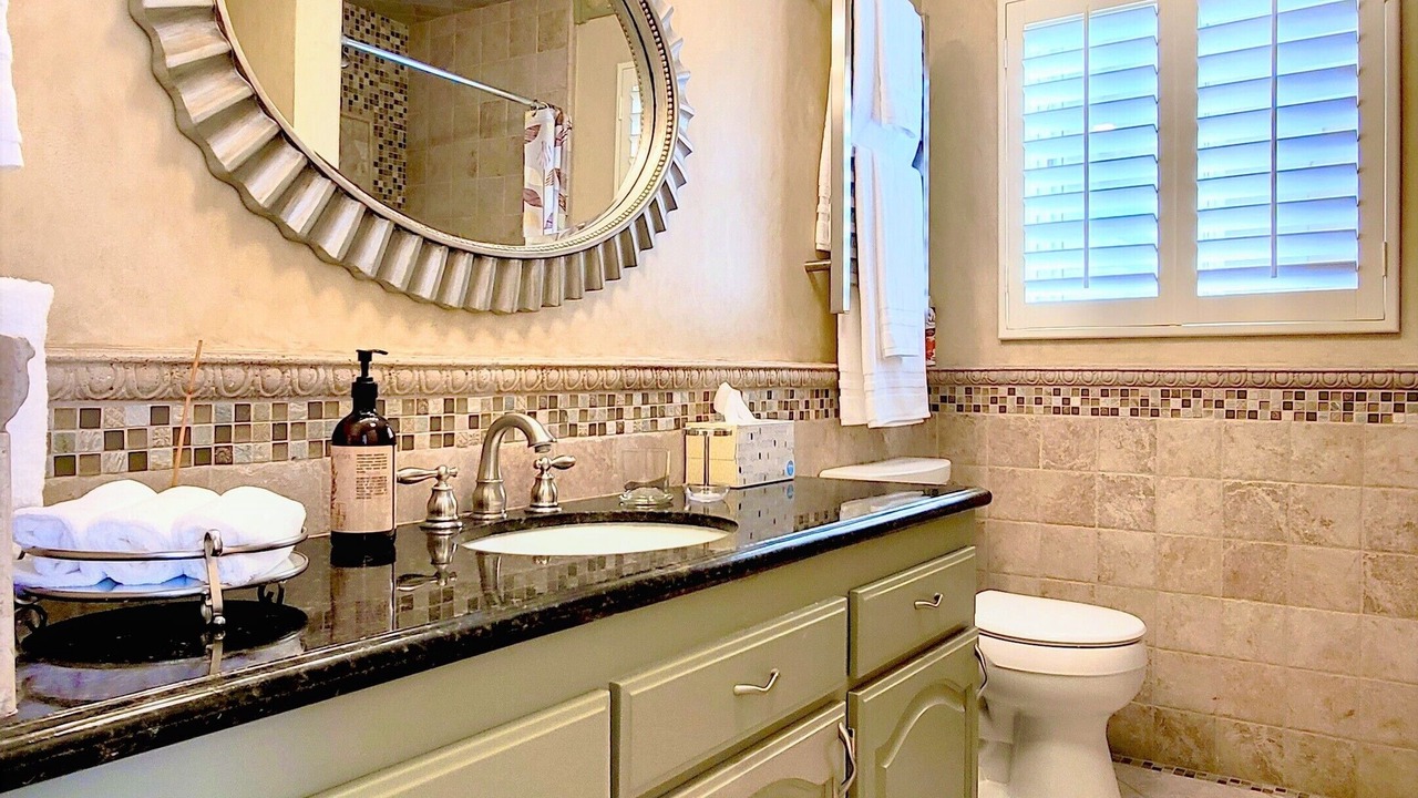 Photo of Bathroom in Mid-City