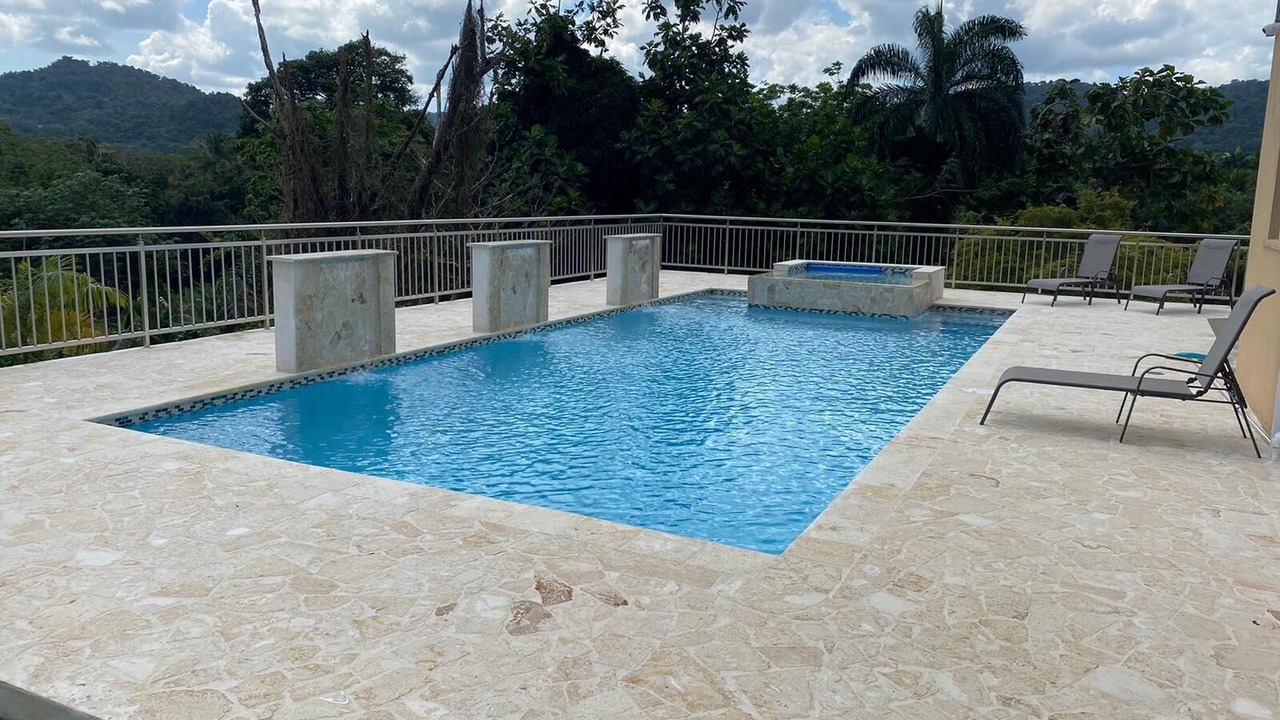 Photo of Outdoor in Mameyes II