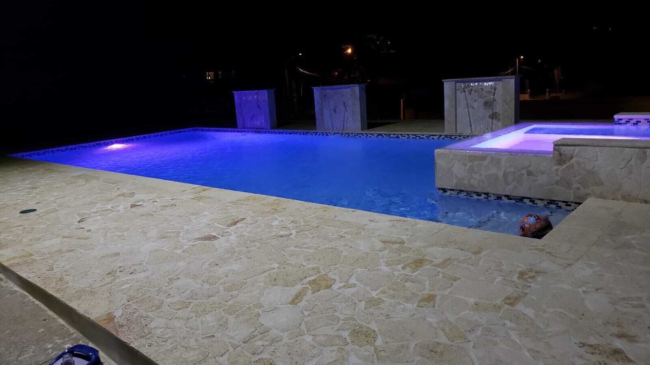 Photo of Outdoor in Mameyes II