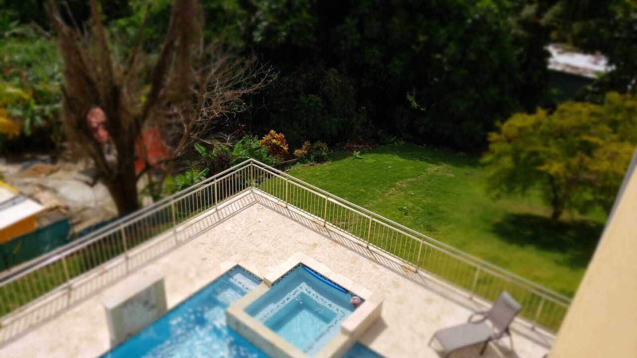 Photo of Outdoor in Mameyes II