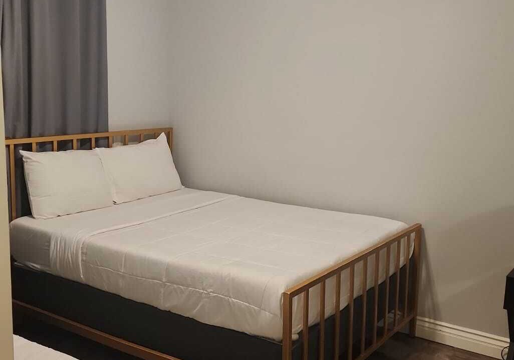 Photo of Bedroom in Lake Balboa