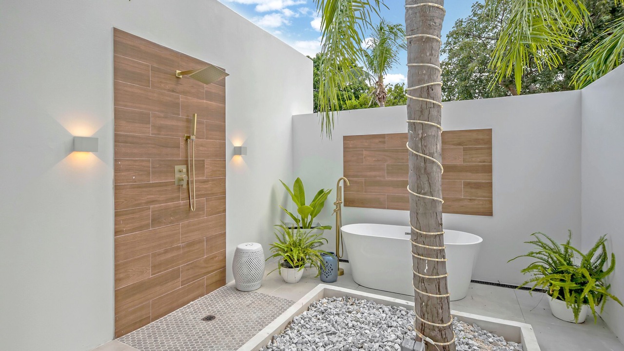 Photo of Bathroom in Eastern Road