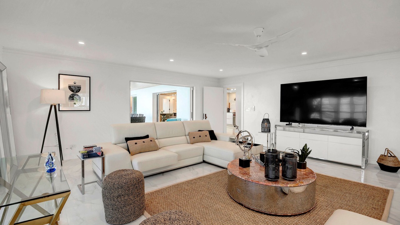 Photo of Livingroom in Eastern Road