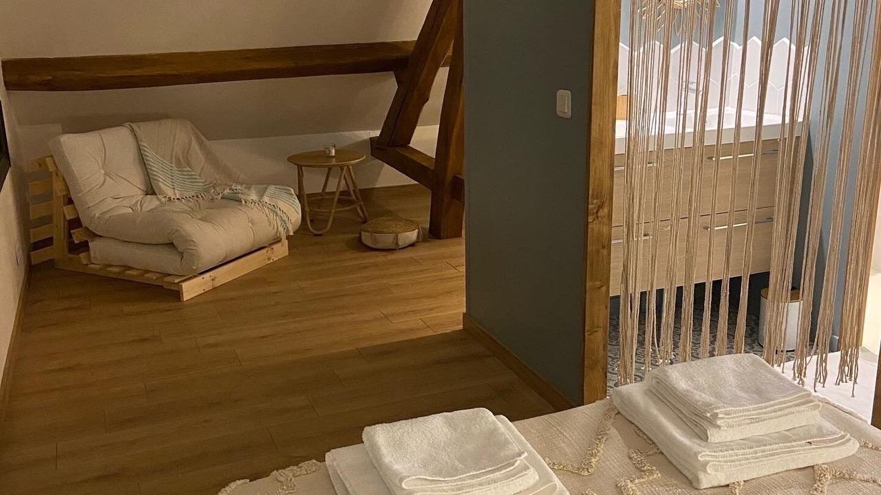 Photo of Bedroom in Thesee