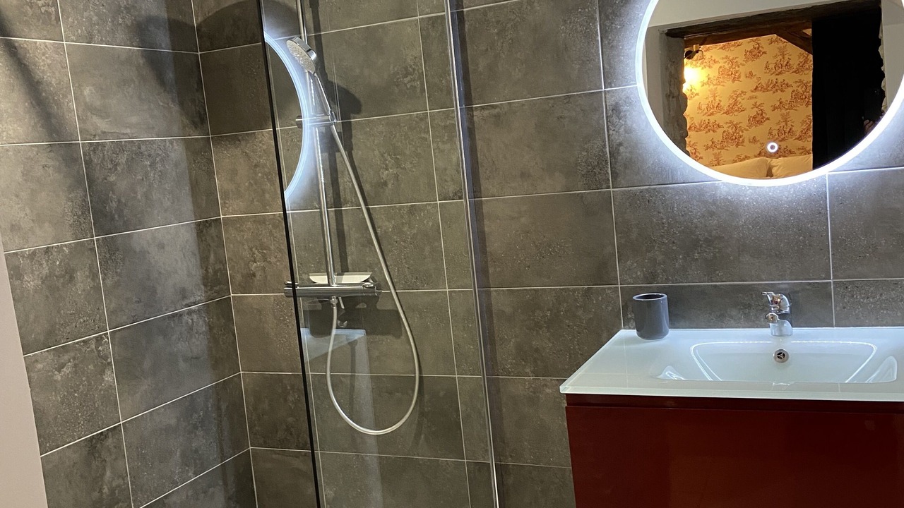 Photo of Bathroom in Thesee