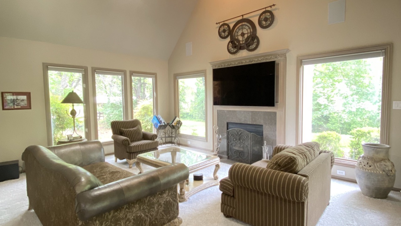 Photo of Livingroom in Flower Mound