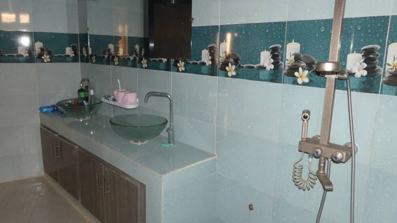 Photo of Bathroom in Dakar