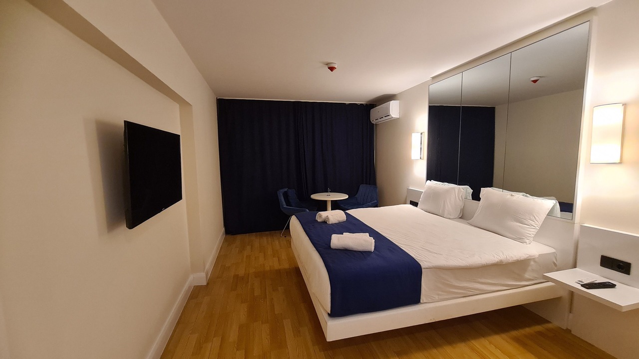 Photo of Bedroom in New Boulevard