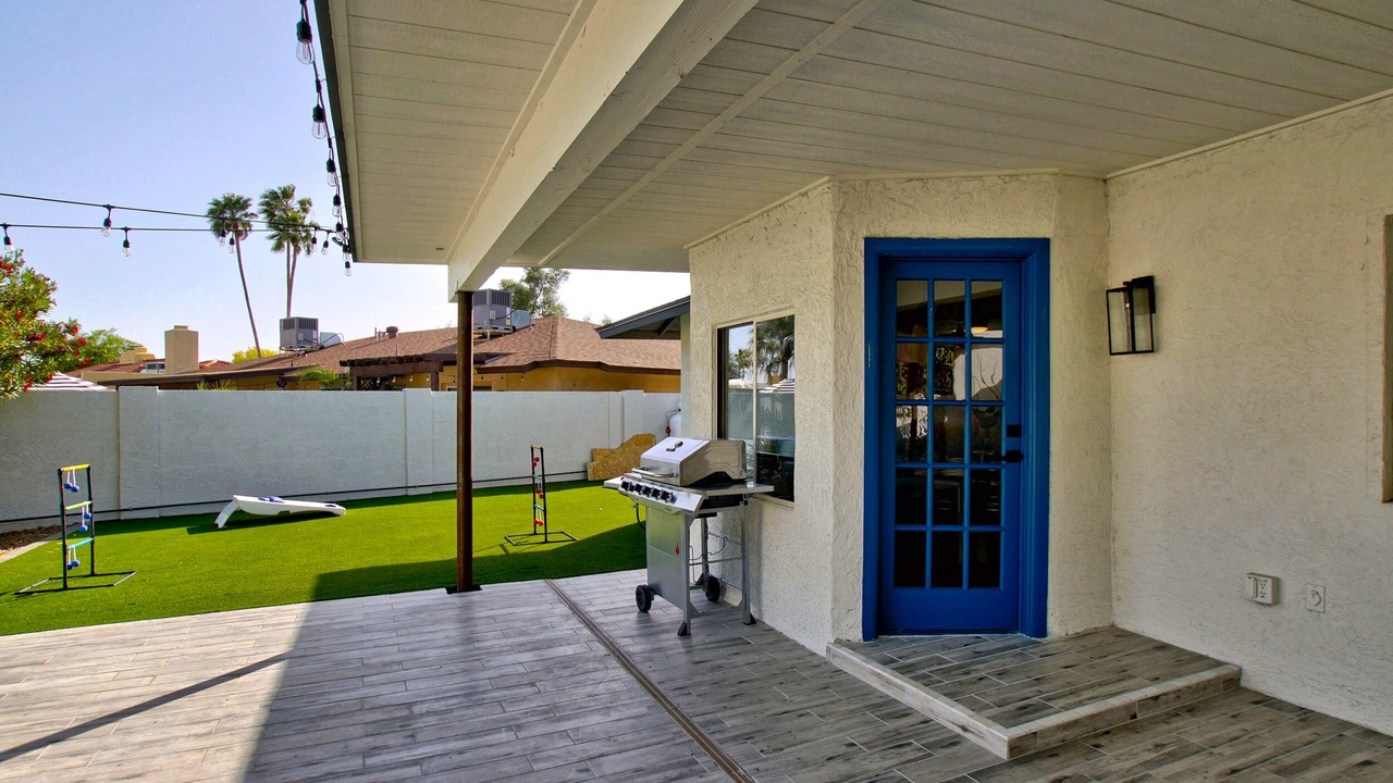 Photo of Others in Paradise Valley Village