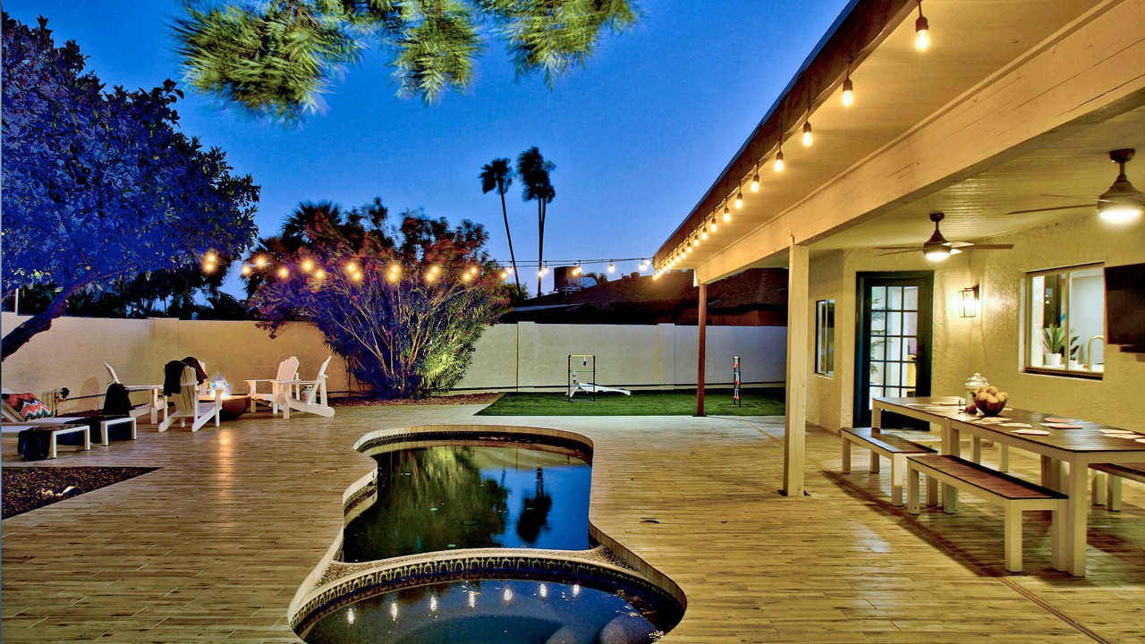 Photo of Others in Paradise Valley Village