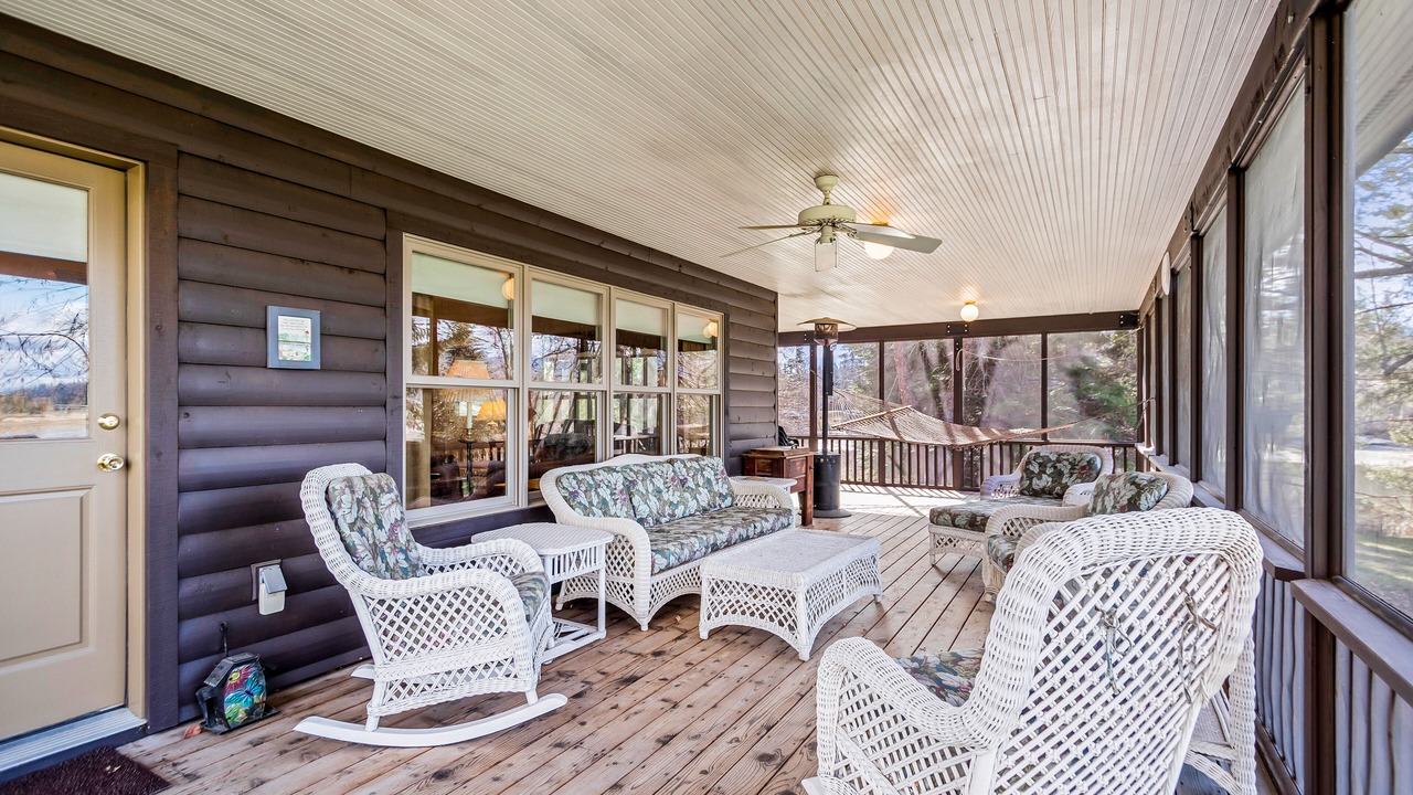 Photo of Patio Balcony in Sagle