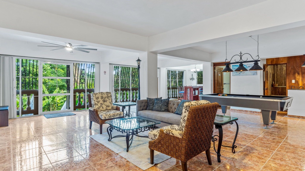Photo of Livingroom in Playa Fortuna