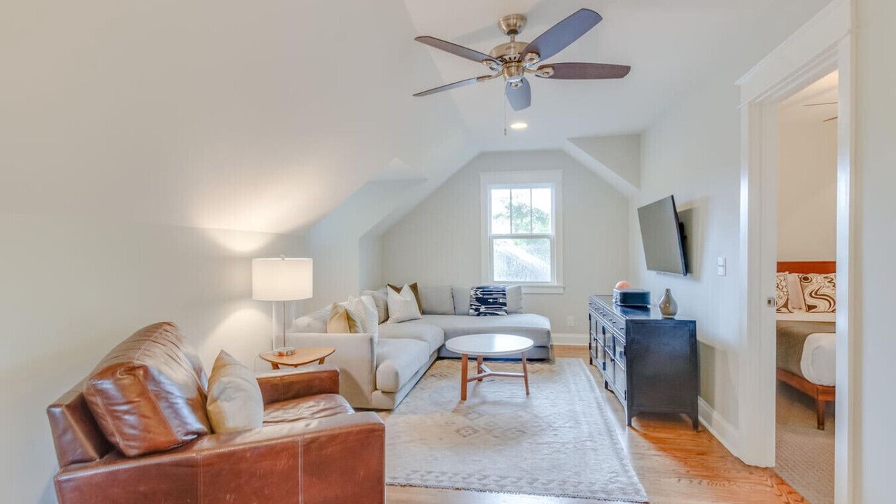 Photo of Livingroom in Inglewood