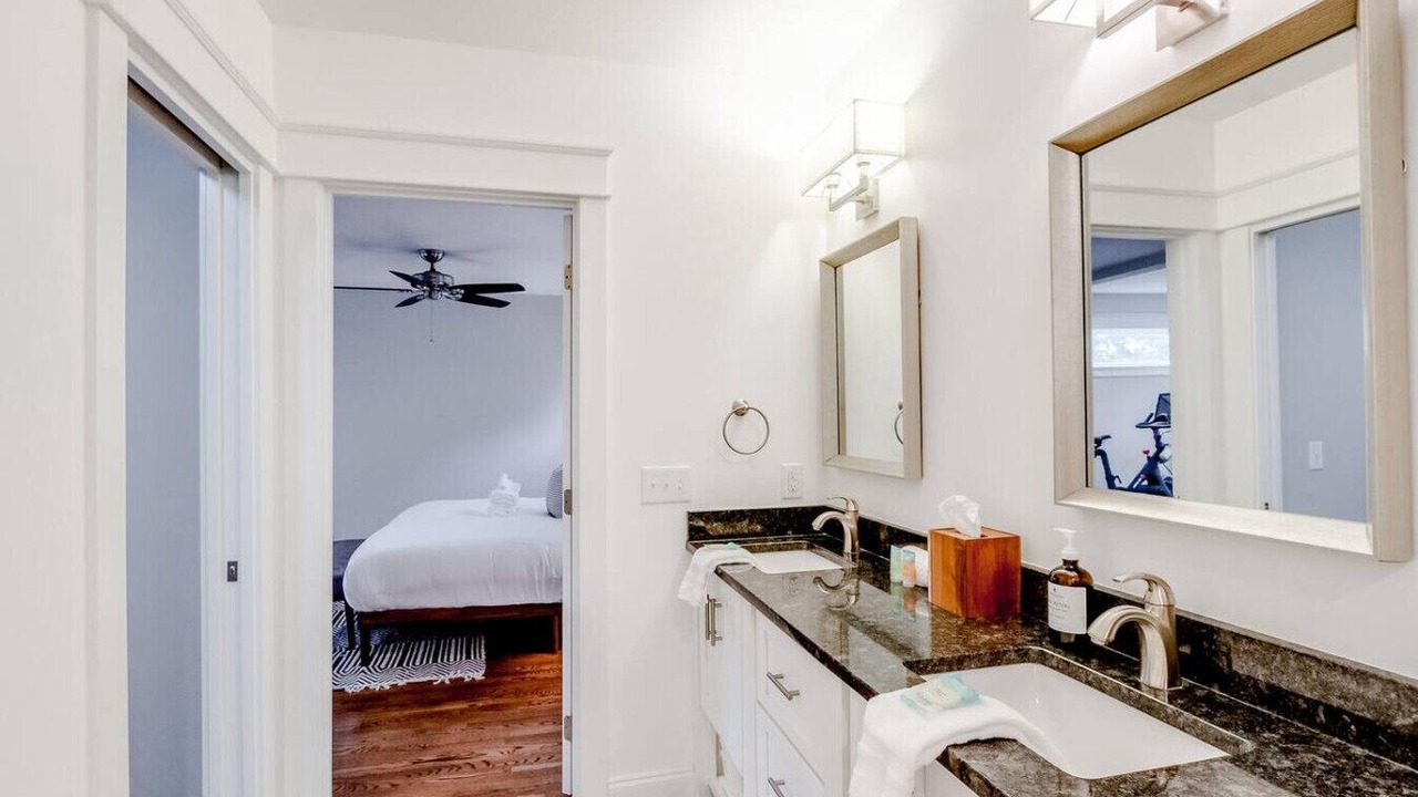 Photo of Bathroom in Inglewood