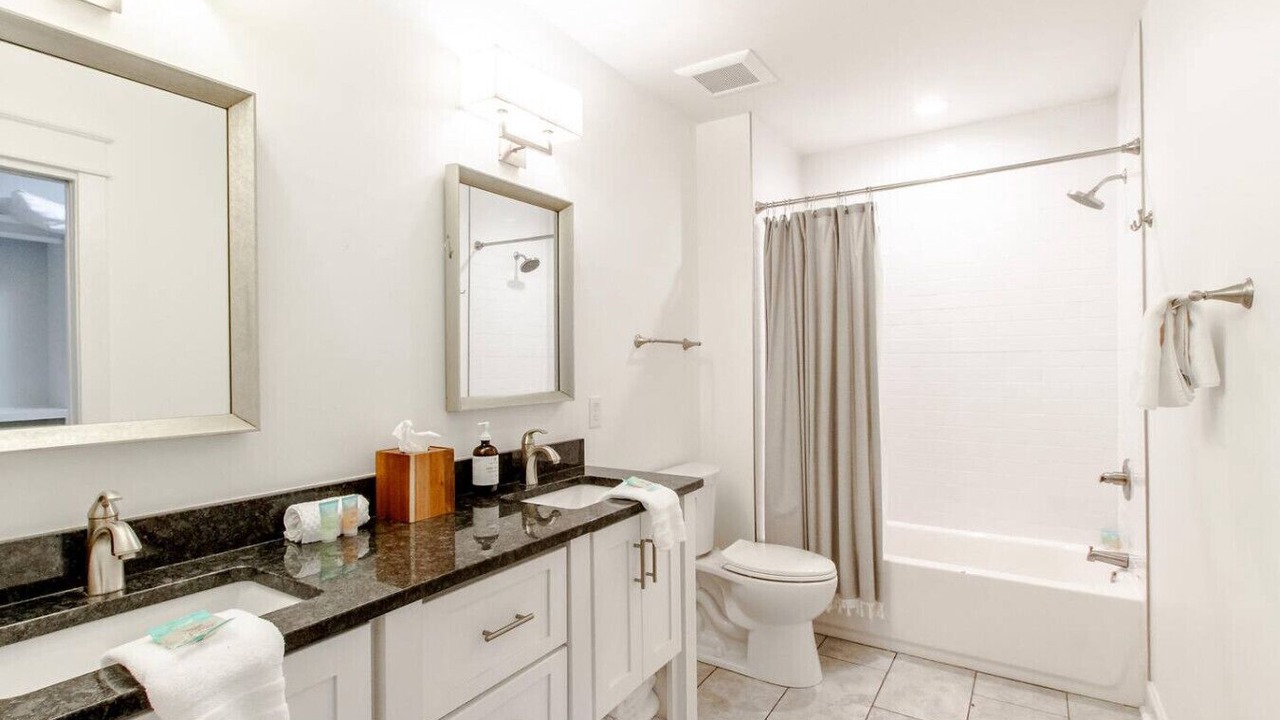 Photo of Bathroom in Inglewood