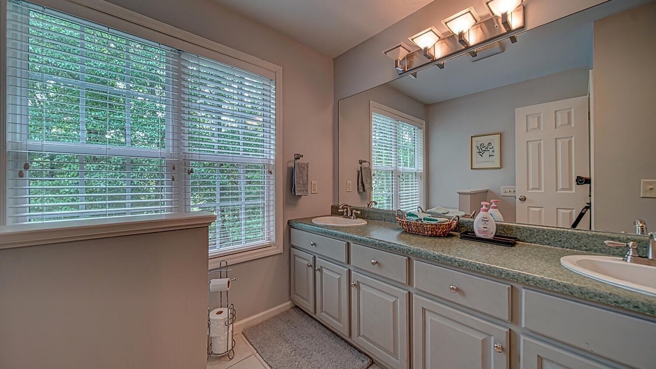 Photo of Bathroom in Hayesville