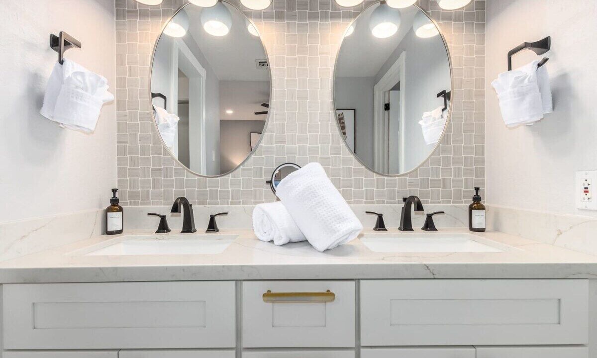 Photo of Bathroom in Avant