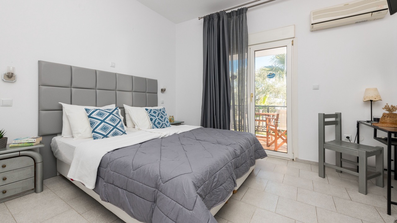 Photo of Bedroom in Thasos Town