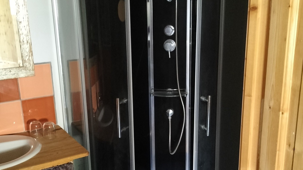 Photo of Bathroom in Lanvellec