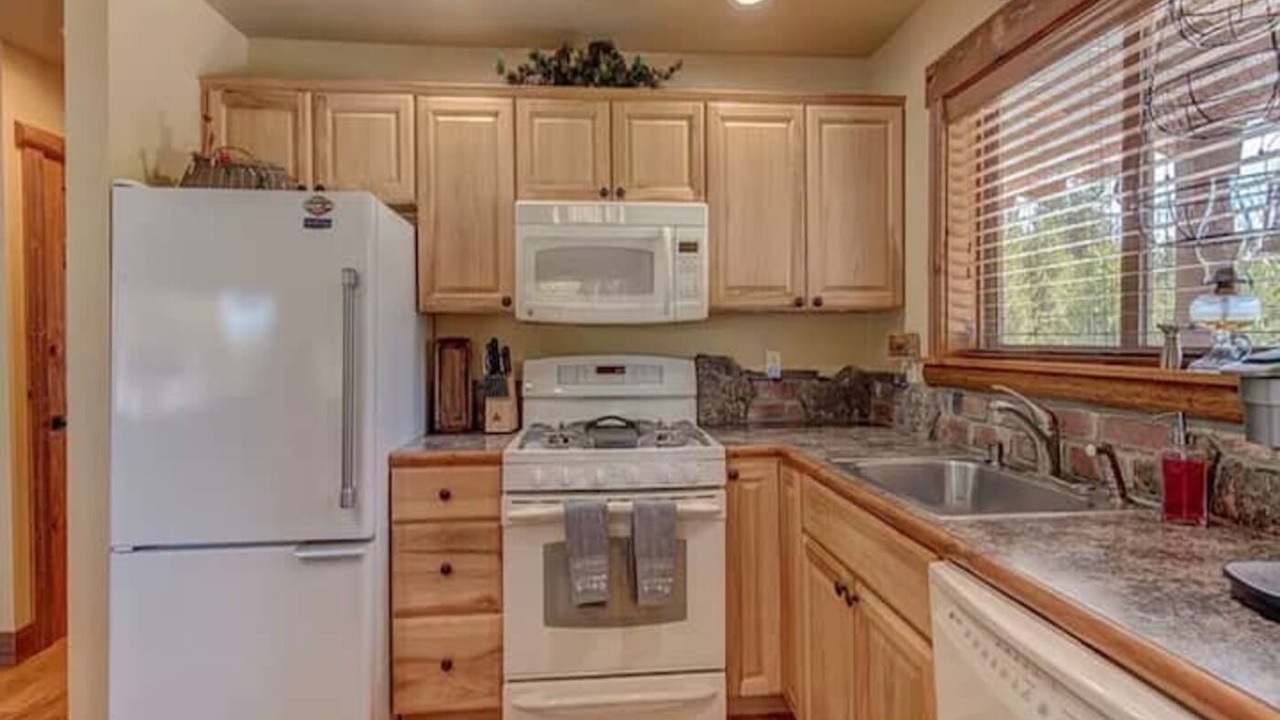 Photo of Kitchen in Crescent