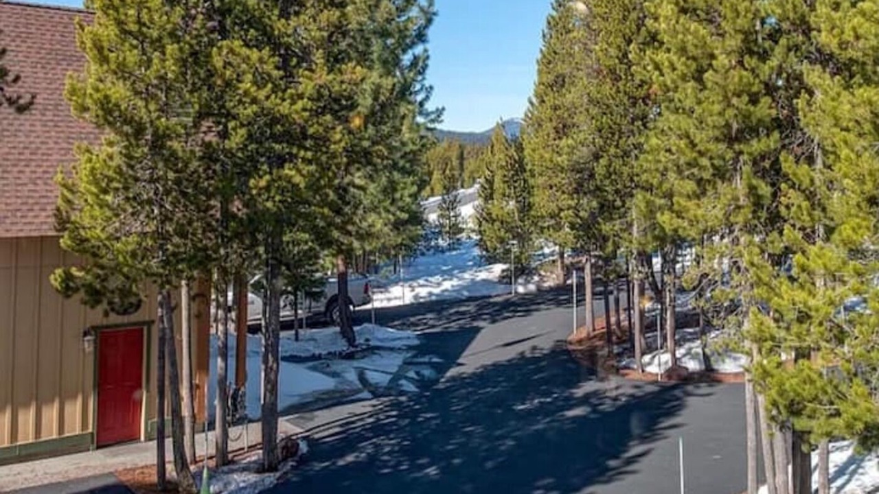 Photo of Outdoor in Crescent