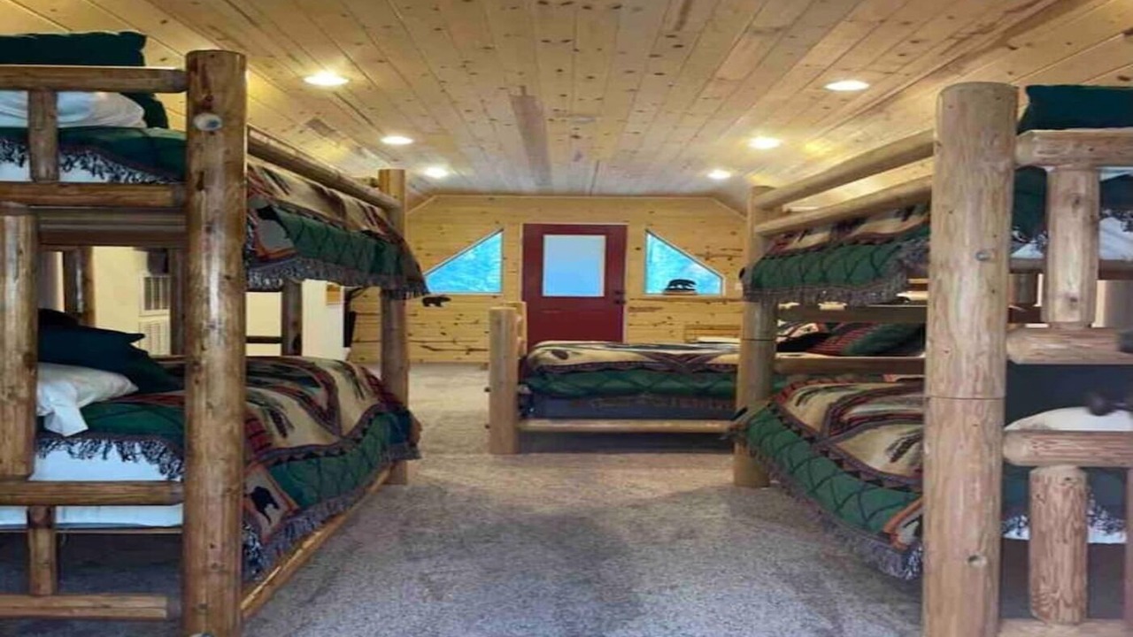 Photo of Bedroom in Crescent