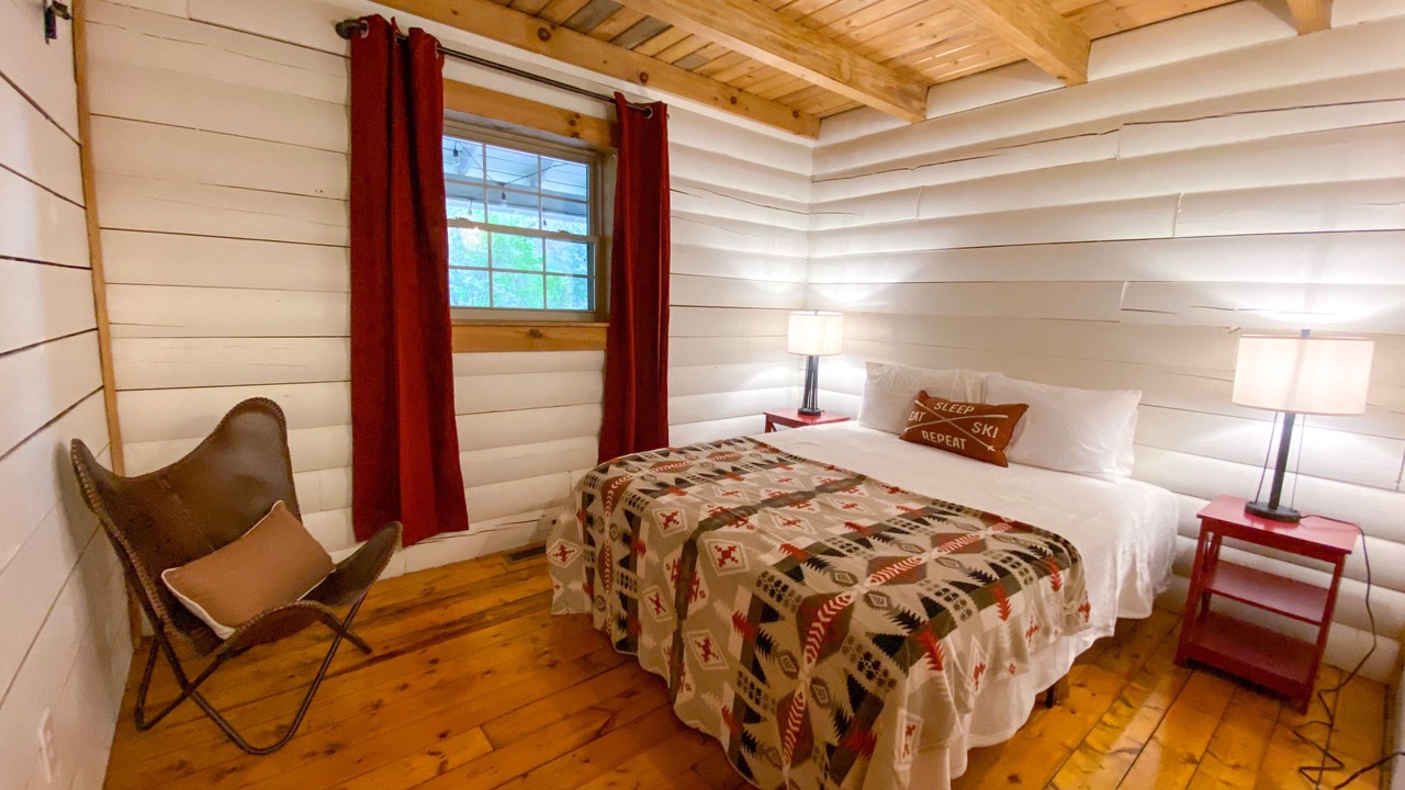 Photo of Bedroom in Lindside