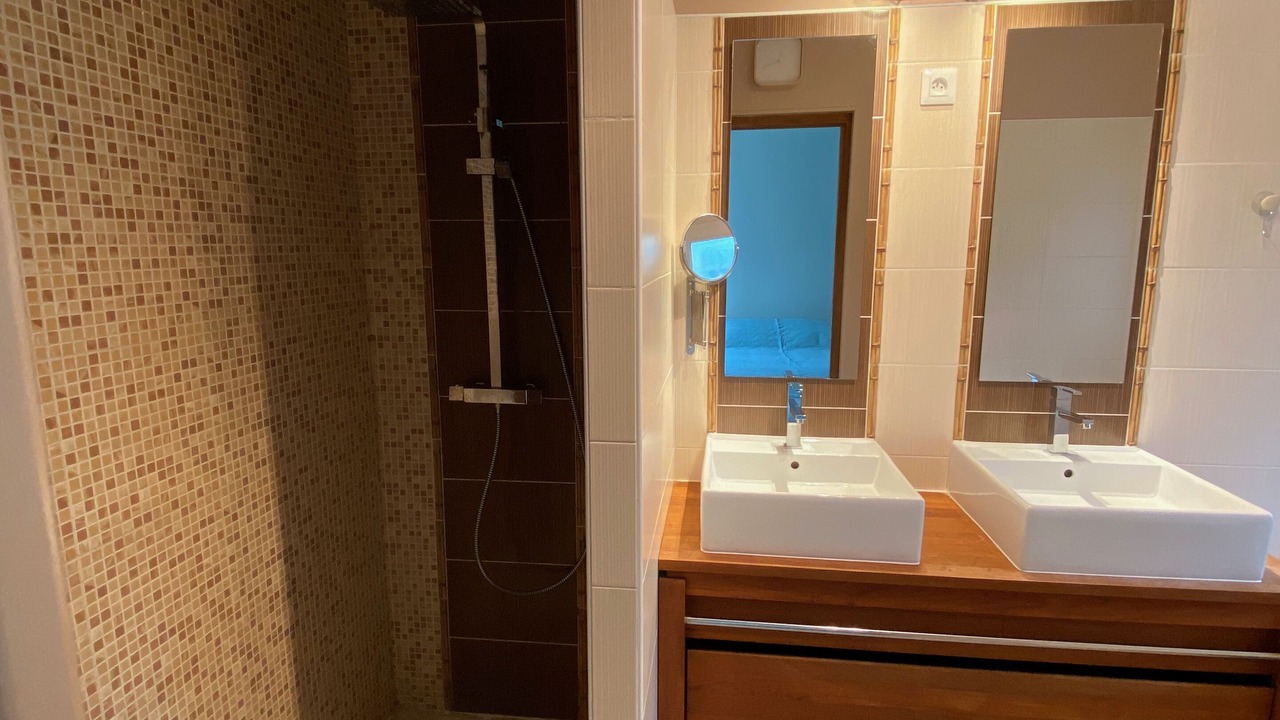Photo of Bathroom in Ange