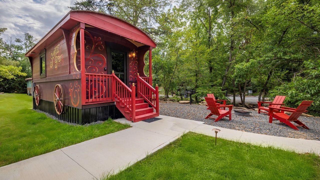 Photo of Outdoor in Goldbond