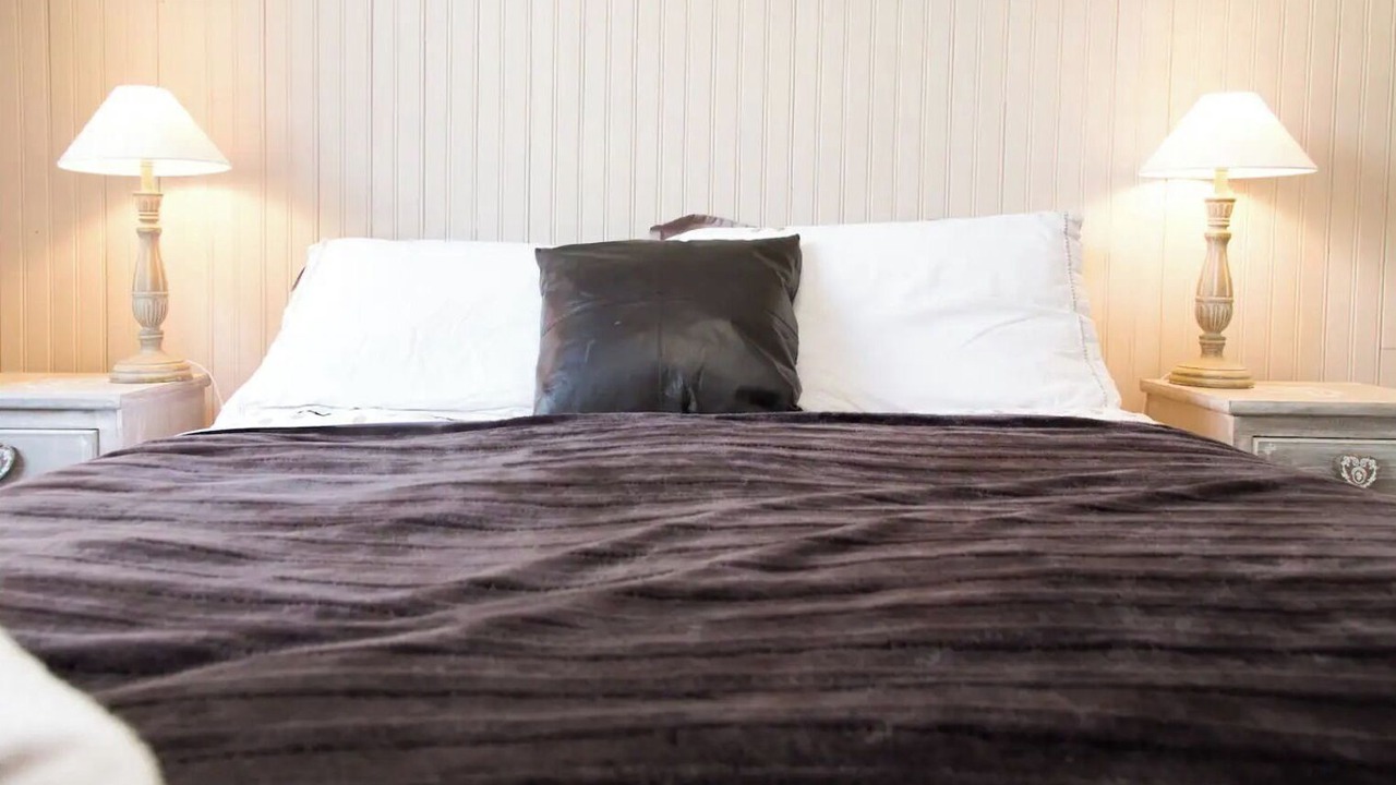 Photo of Bedroom in Saint-Martin-le-Beau